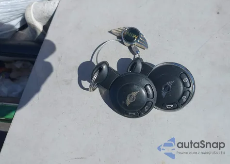 2008 Mini Cooper z USA, uszkodzony, nr VIN WMWMF33538TT67233